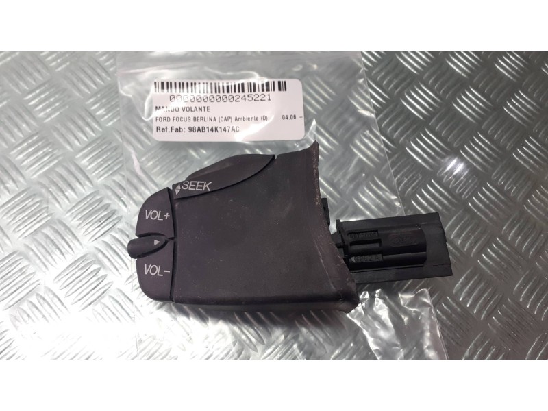 Recambio de mando multifuncion para ford focus berlina (cap) ambiente (d) referencia OEM IAM 98AB14K147AC  MANDO RADIO