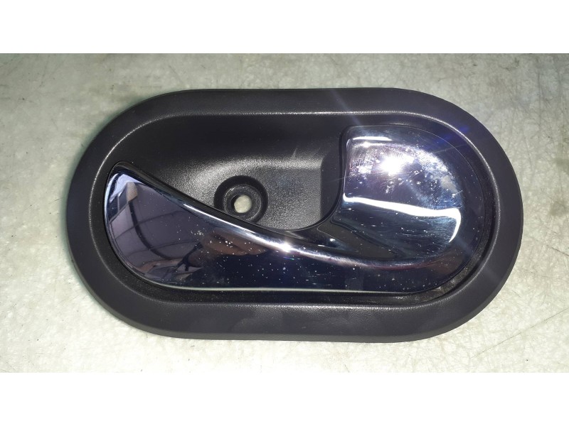 Recambio de maneta interior delantera derecha para dacia lodgy ambiance referencia OEM IAM 8200733847  0509701