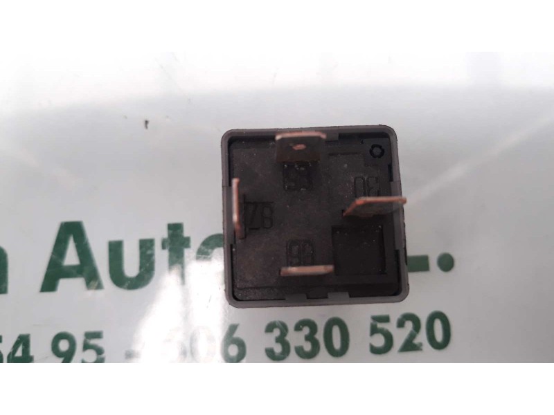 Recambio de rele para seat leon (1p1) reference copa referencia OEM IAM 8D0951253A  RELE 373