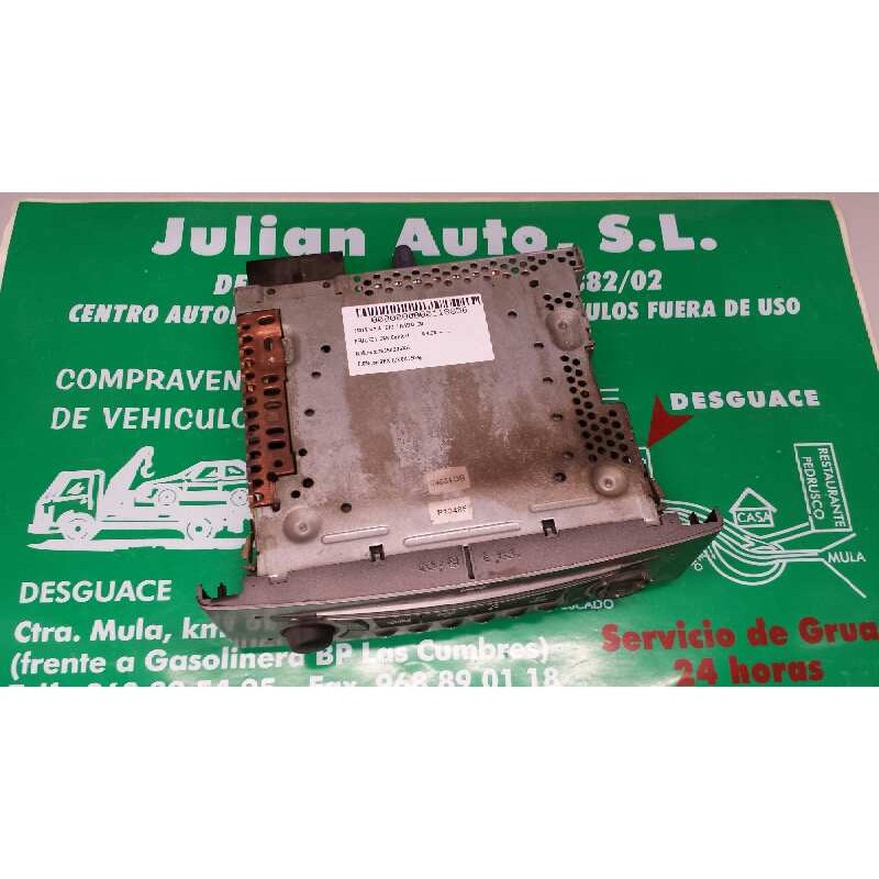 Recambio de sistema audio / radio cd para peugeot 308 sw confort referencia OEM IAM 96650206XH MP3 SIEMNES VDO 