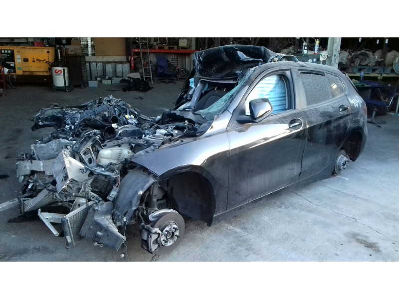 bmw serie 1 lim. (f40) del año 2020