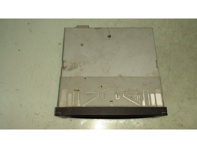 Recambio de sistema navegacion gps para porsche 911 (typ 996) referencia OEM IAM 99664212212 5WK76026 