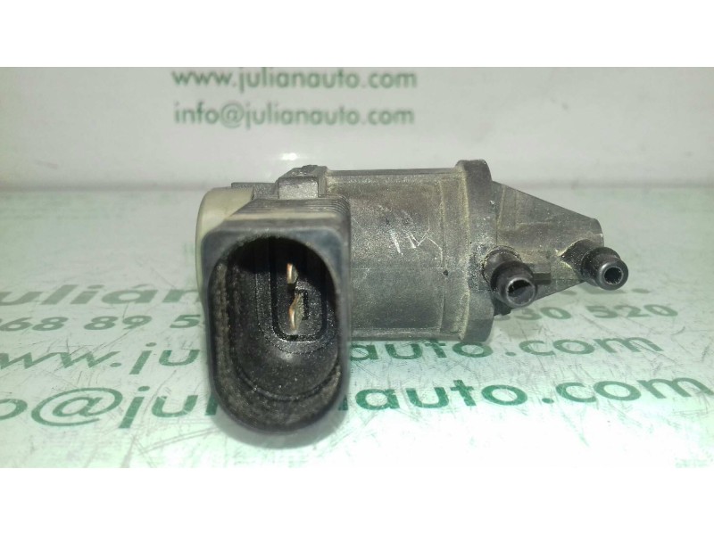 Recambio de valvula aire adicional para audi a4 ber. (b8) básico referencia OEM IAM 1K0906283A  