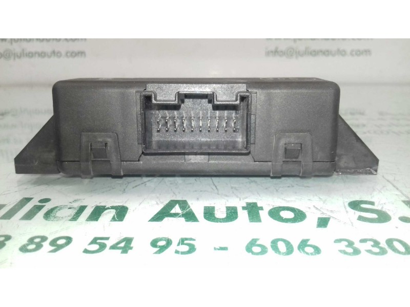 Recambio de modulo electronico para audi a4 ber. (b8) básico referencia OEM IAM 8T0907468D 403221 TEMIC