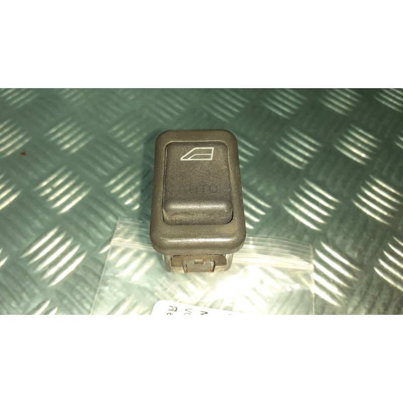 Recambio de mando elevalunas delantero derecho para volvo s40 berlina 1.9 d referencia OEM IAM 862853 03458221 