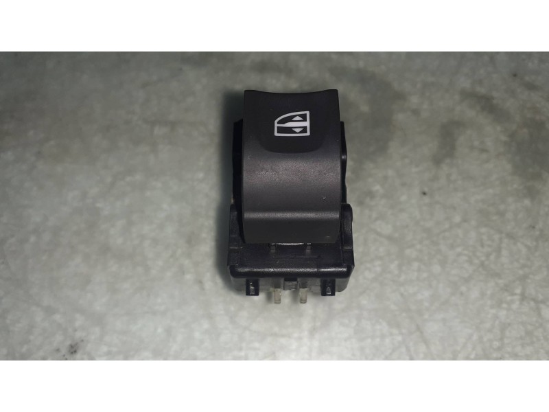 Recambio de mando elevalunas delantero derecho para dacia lodgy ambiance referencia OEM IAM 254217475R 6 PINES 10023750