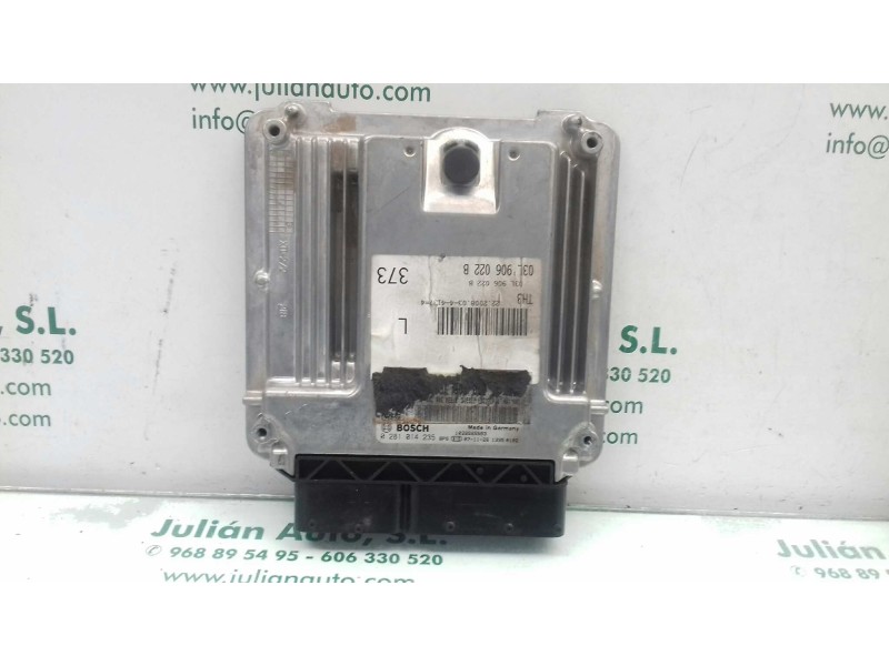 Recambio de centralita motor uce para audi a4 ber. (b8) básico referencia OEM IAM 0281014235 03L906022B KIT - BOSCH
