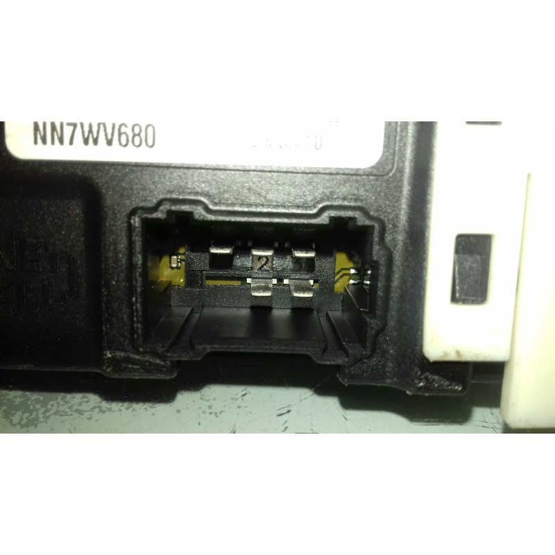 Recambio de motor elevalunas delantero derecho para renault laguna iii authentique referencia OEM IAM 807300001R 0130822331 9885