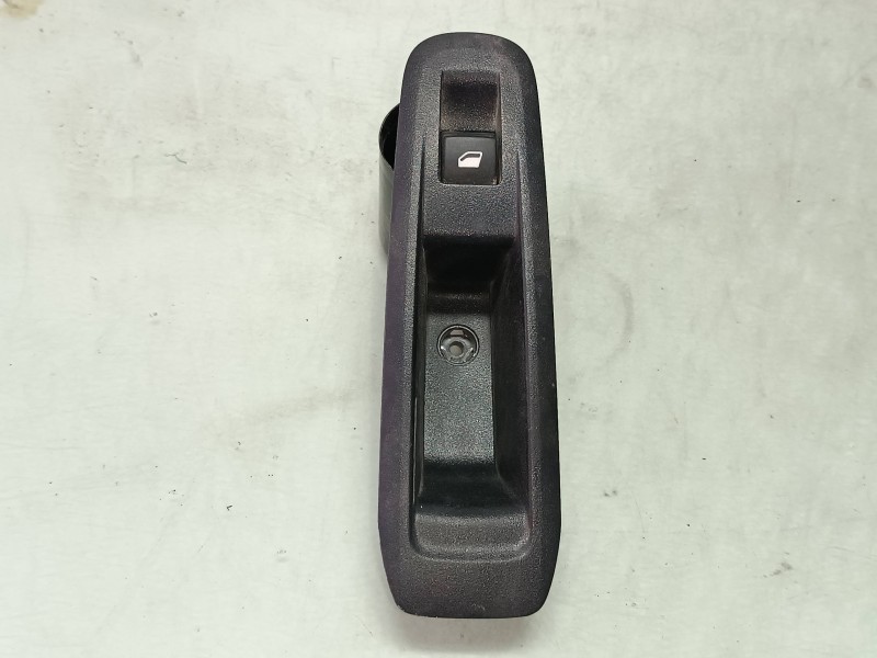 Recambio de mando elevalunas trasero izquierdo para peugeot 308 business line referencia OEM IAM 96762292ZD VALEO 4 PINES