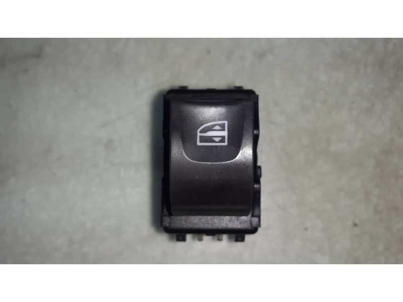 Recambio de mando elevalunas trasero derecho para dacia lodgy ambiance referencia OEM IAM 254217475R 6 PINES 10023750