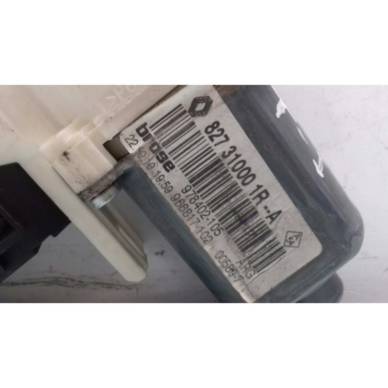 Recambio de motor elevalunas trasero izquierdo para renault laguna iii authentique referencia OEM IAM 827310001R 0130822330 9700