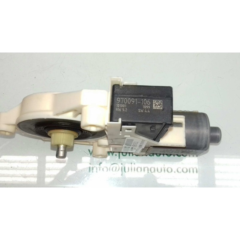 Recambio de motor elevalunas trasero izquierdo para renault laguna iii authentique referencia OEM IAM 827310001R 0130822330 9700
