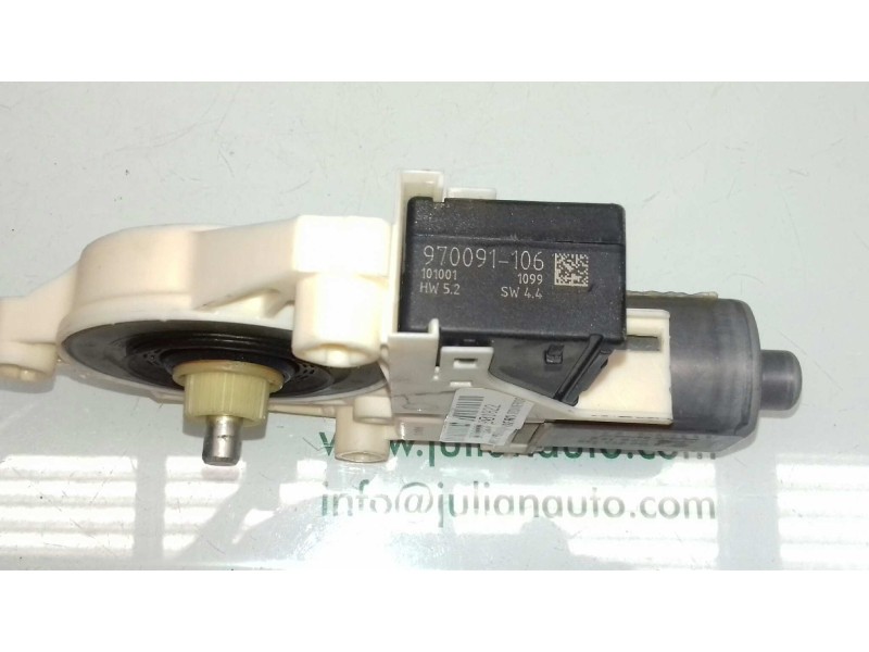 Recambio de motor elevalunas trasero izquierdo para renault laguna iii authentique referencia OEM IAM 827310001R 0130822330 9700