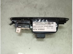 Recambio de mando elevalunas trasero derecho para peugeot 308 business line referencia OEM IAM 96762292ZD VALEO 4 PINES 2