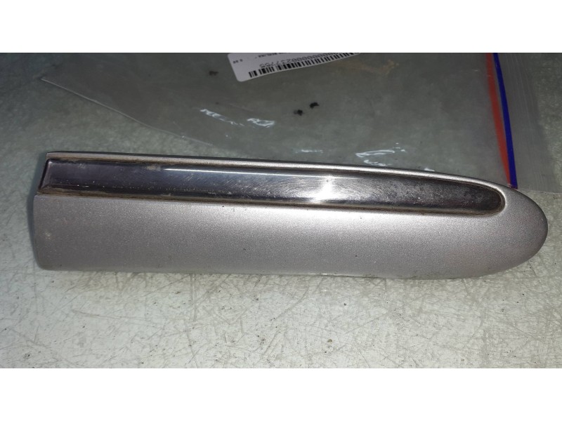 Recambio de moldura para mercedes-benz clase s (w220) berlina referencia OEM IAM A2206900262  ALETA