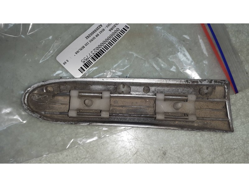 Recambio de moldura para mercedes-benz clase s (w220) berlina referencia OEM IAM A2206900262  ALETA