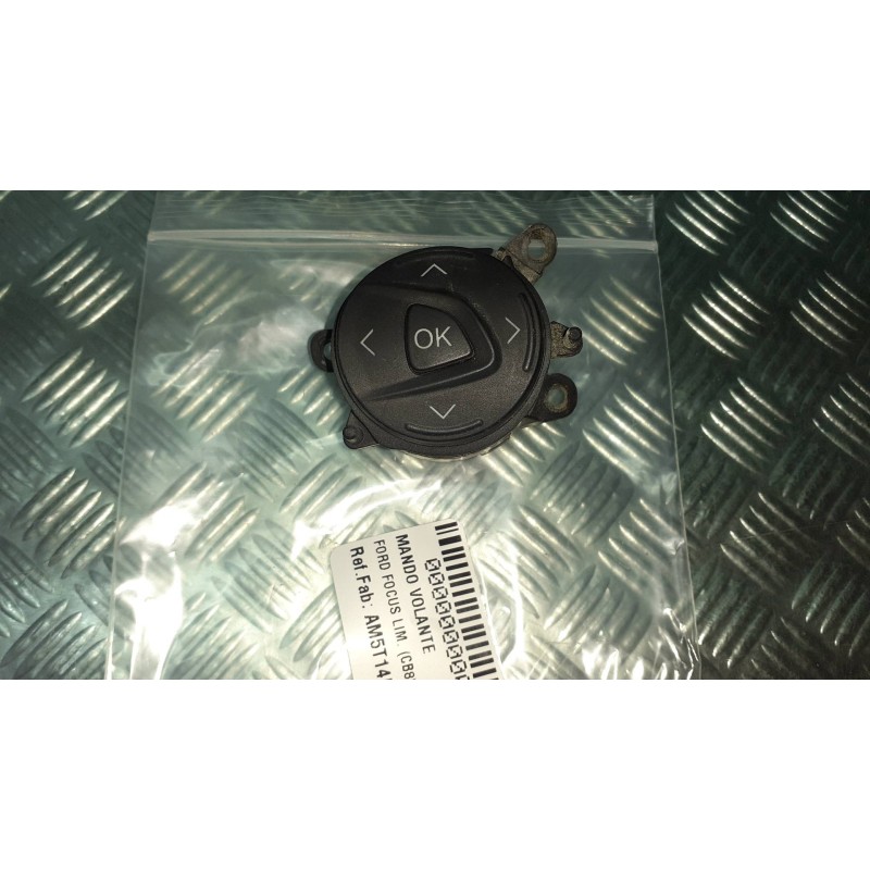 Recambio de mando volante para ford focus lim. (cb8) edition referencia OEM IAM AM5T14K147AA  CONECTOR 4 PINES