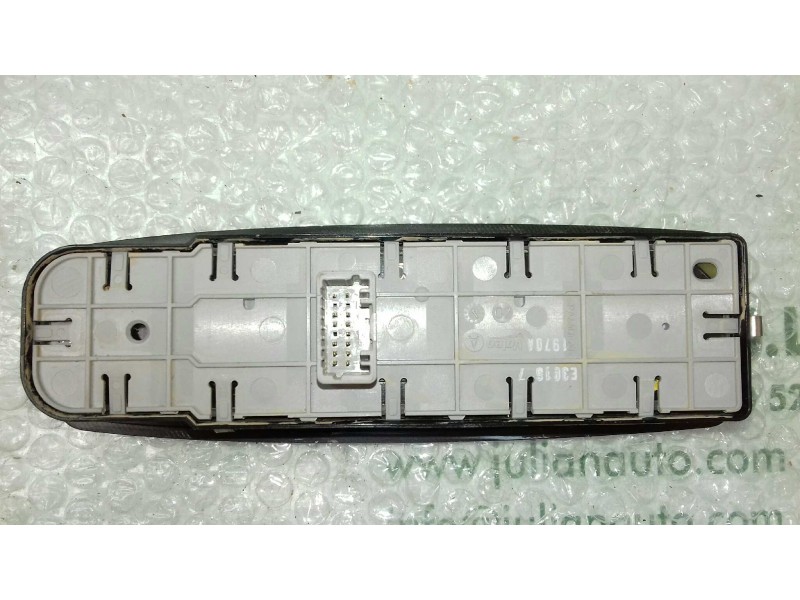 Recambio de mando elevalunas delantero izquierdo para renault laguna iii limited referencia OEM IAM 809610006R 024308H 