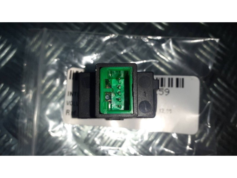 Recambio de interruptor para volvo s40 berlina 1.8i referencia OEM IAM 4299 CONECTOR 5 PINES CIERRE