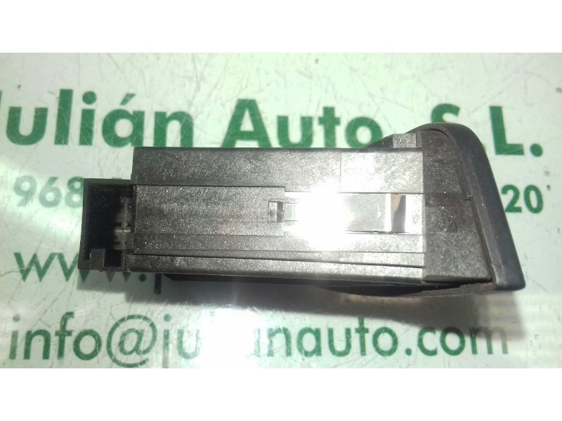 Recambio de warning para audi a4 ber. (b8) básico referencia OEM IAM 8K1941509  