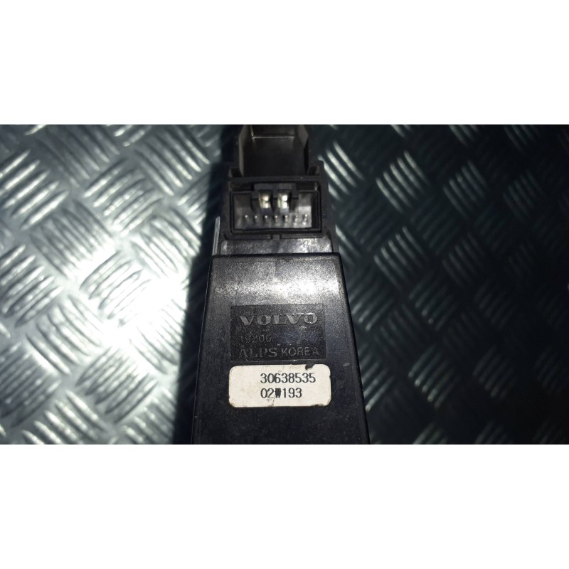 Recambio de mando elevalunas delantero izquierdo para volvo v40 familiar 1.9 d+ (85kw) referencia OEM IAM 30638535 02W193 
