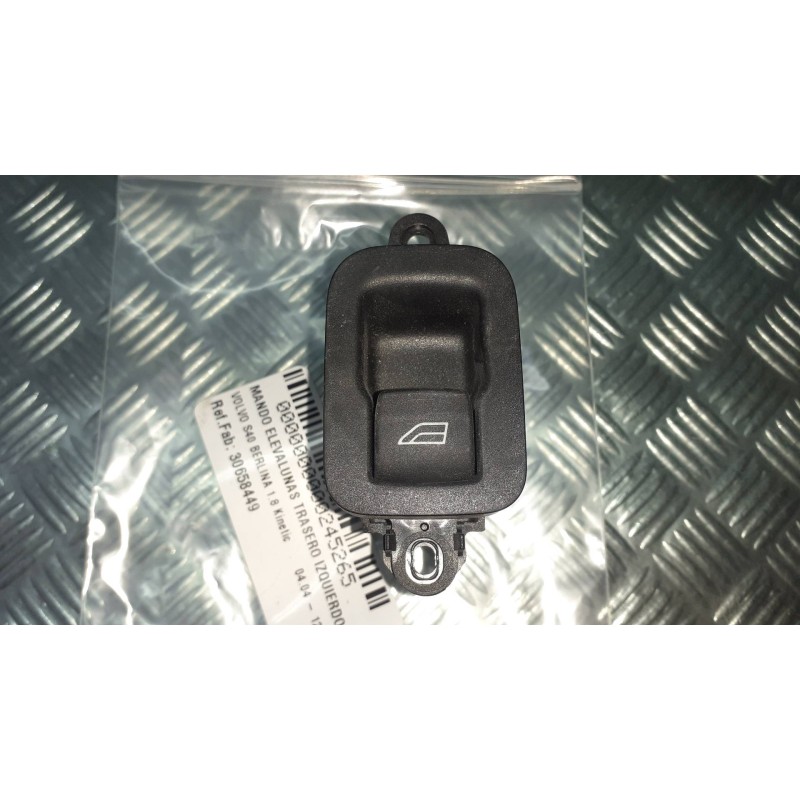 Recambio de mando elevalunas trasero izquierdo para volvo s40 berlina 1.8 kinetic referencia OEM IAM 30658449  CONECTOR 5 PINES