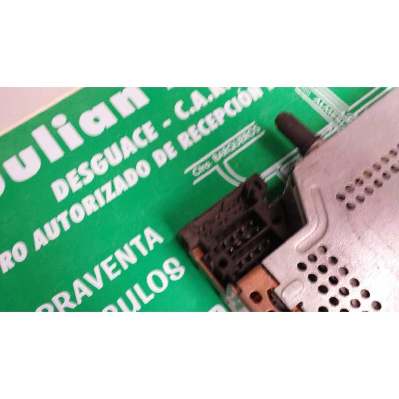 Recambio de sistema audio / radio cd para peugeot 206 berlina xn referencia OEM IAM 964514597700 VDO RD3-00 22RC280/65S