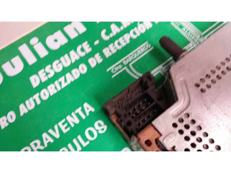 Recambio de sistema audio / radio cd para peugeot 206 berlina xn referencia OEM IAM 964514597700 VDO RD3-00 22RC280/65S