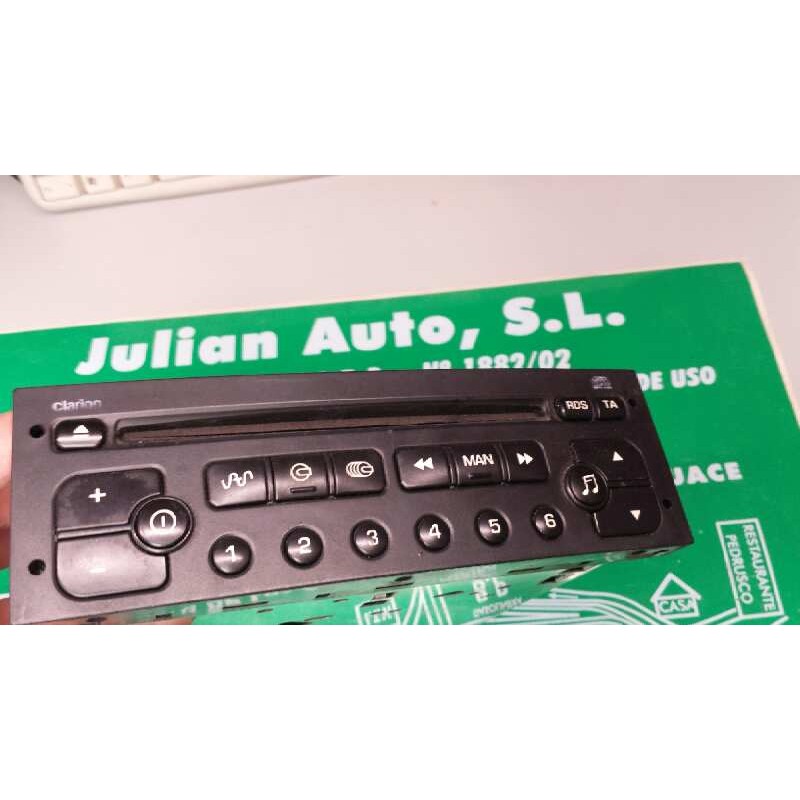 Recambio de sistema audio / radio cd para citroen c3 1.4 hdi exclusive referencia OEM IAM 96488011XT CLARION RD3-01 PU-2471A(G)