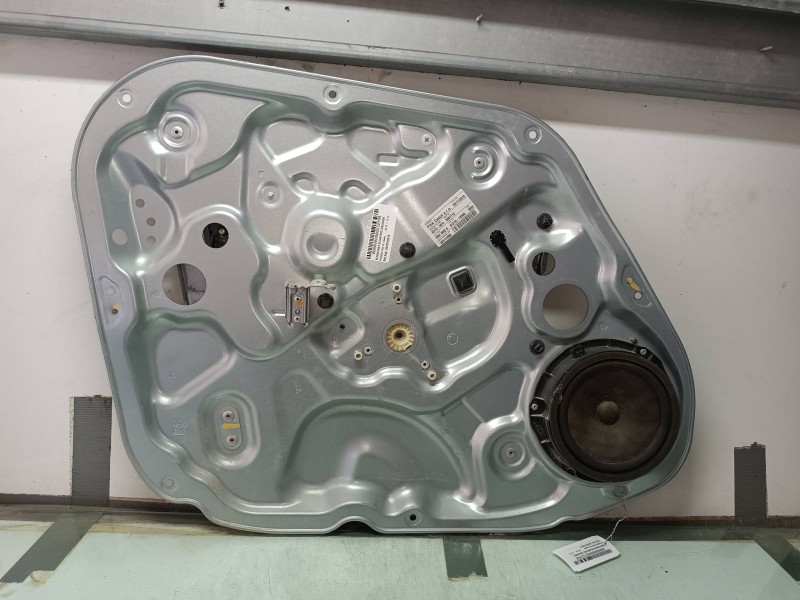 Recambio de elevalunas delantero izquierdo para hyundai ix20 gl classic referencia OEM IAM 824701K010 813101K000 