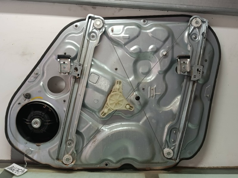 Recambio de elevalunas delantero izquierdo para hyundai ix20 gl classic referencia OEM IAM 824701K010 813101K000 