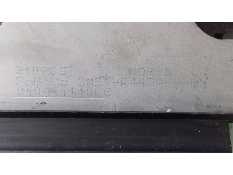 Recambio de cerradura maletero / porton para ford focus berlina (cap) ghia referencia OEM IAM 01041111006  