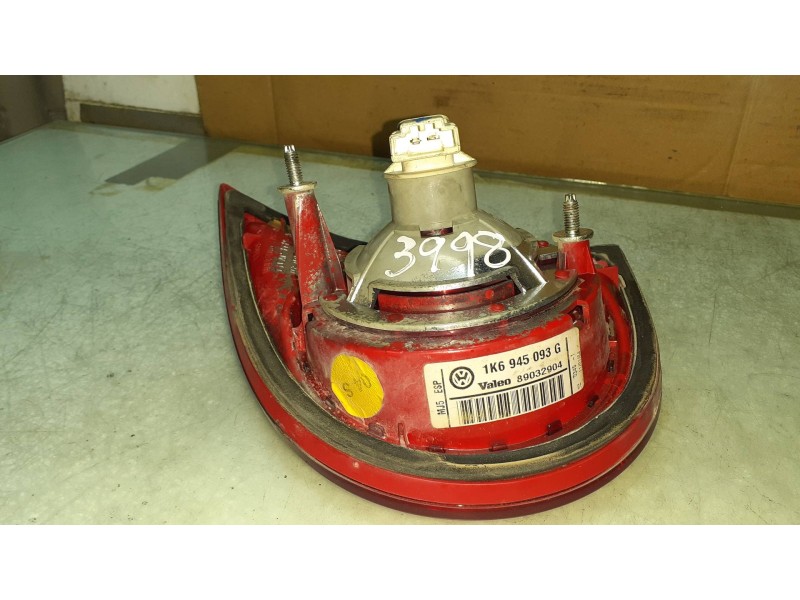 Recambio de piloto trasero izquierdo interior para volkswagen golf v berlina (1k1) highline referencia OEM IAM 1K6945093G  