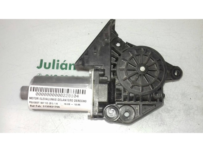 Recambio de motor elevalunas delantero derecho para peugeot 307 cc (s1) 1.6 referencia OEM IAM 0130821766  