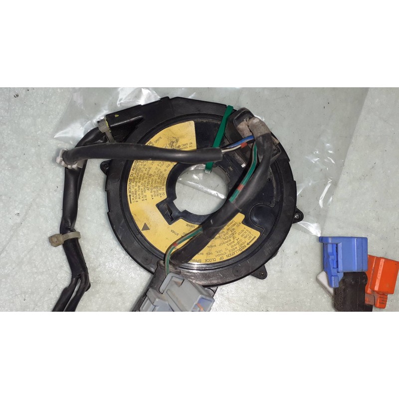 Recambio de anillo airbag para mazda 626 berlina (gf) 2.0 t-diesel comfort referencia OEM IAM GN0A481002  