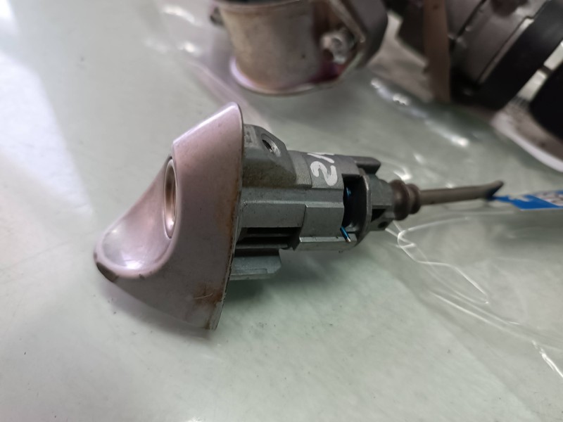 Recambio de conmutador de arranque para hyundai ix20 gl classic referencia OEM IAM ZDC2  