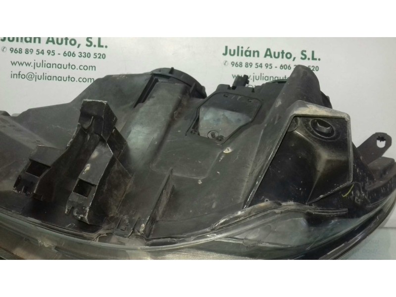 Recambio de faro derecho para citroen c5 berlina 2.0 hdi sx referencia OEM IAM 9632664780  