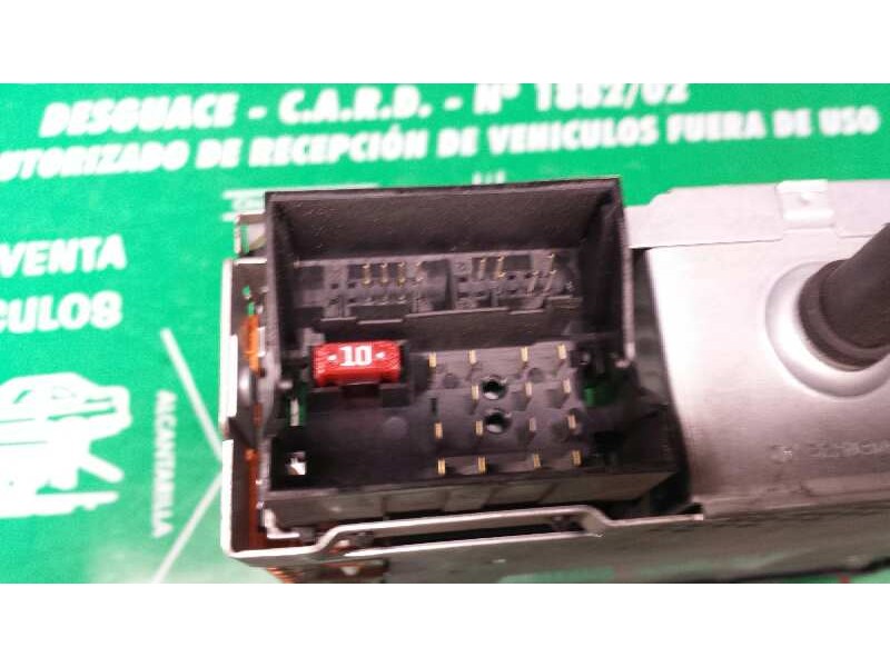 Recambio de sistema audio / radio cd para citroen c2 collection referencia OEM IAM 96624490XT SIEMENS VDO RD4 N1-00 PSARCD411-52