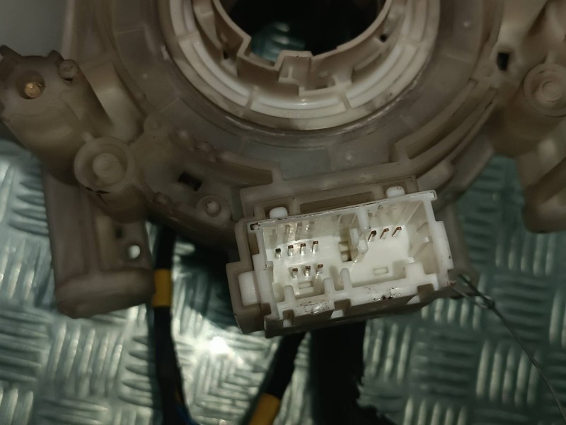 Recambio de anillo airbag para nissan x-trail (t30) comfort referencia OEM IAM 25560EQ304 YK 