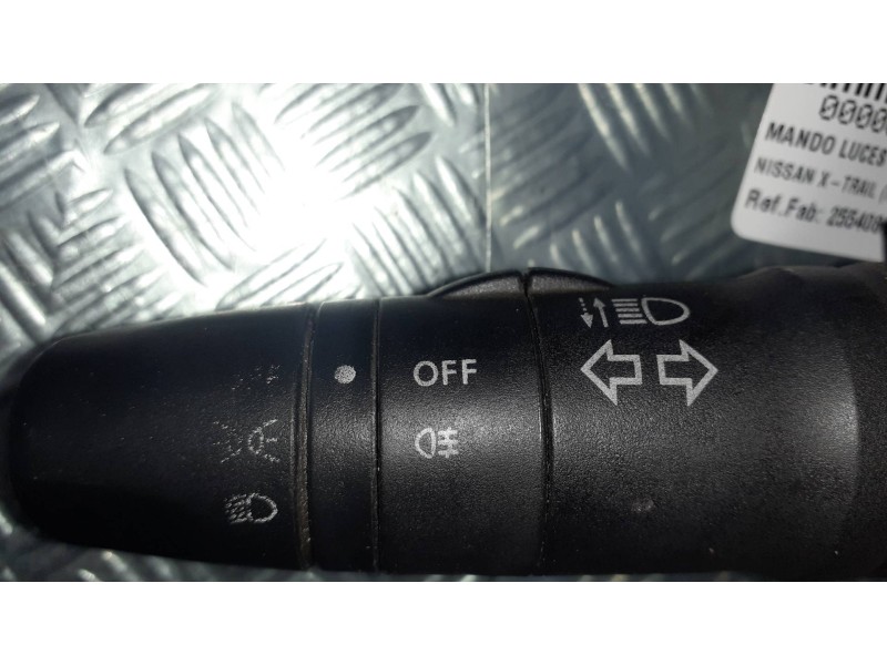 Recambio de mando luces para nissan x-trail (t30) comfort referencia OEM IAM 255408H701  