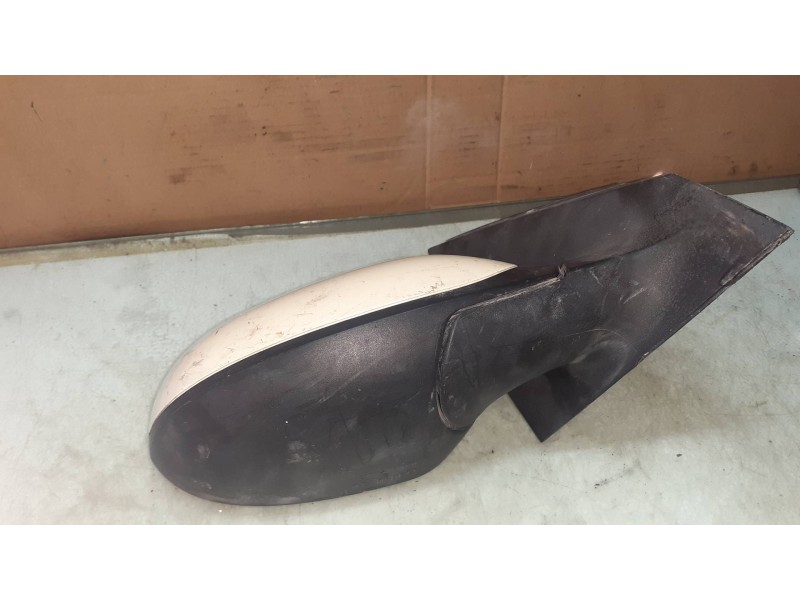 Recambio de retrovisor derecho para lancia ypsilon (101) 1.2 8v referencia OEM IAM 735339654 E9024218 MANUAL