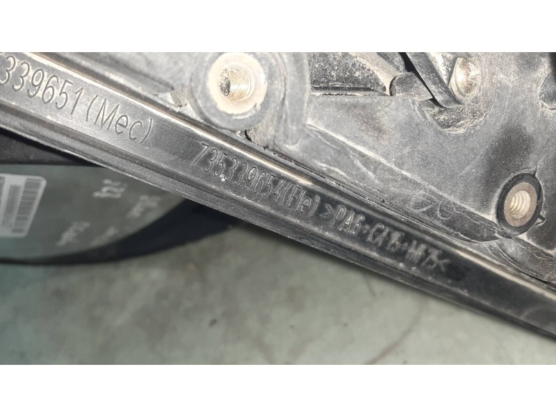 Recambio de retrovisor derecho para lancia ypsilon (101) 1.2 8v referencia OEM IAM 735339654 E9024218 MANUAL