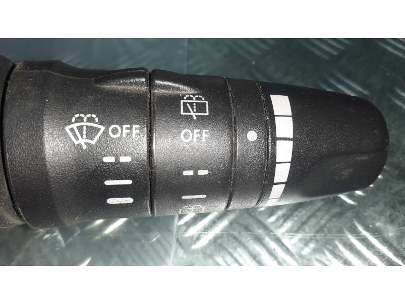 Recambio de mando limpia para nissan x-trail (t30) comfort referencia OEM IAM 252608H905  