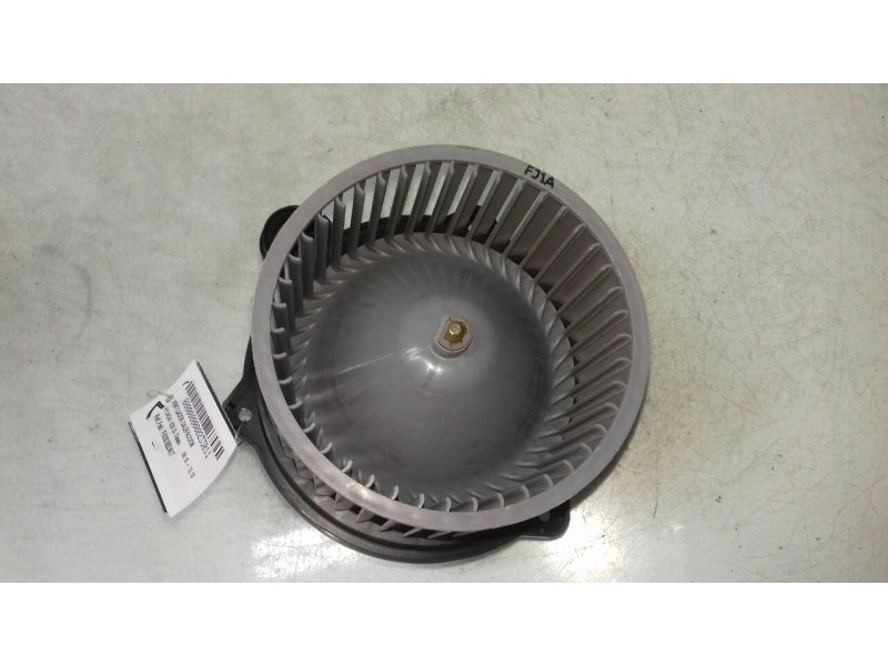 Recambio de ventilador calefaccion para hyundai ix20 gl classic referencia OEM IAM F00S3B2407  BOSCH