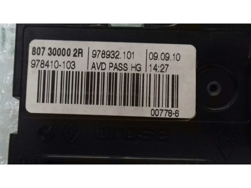 Recambio de motor elevalunas delantero derecho para renault laguna iii limited referencia OEM IAM 807300002R 978932101 
