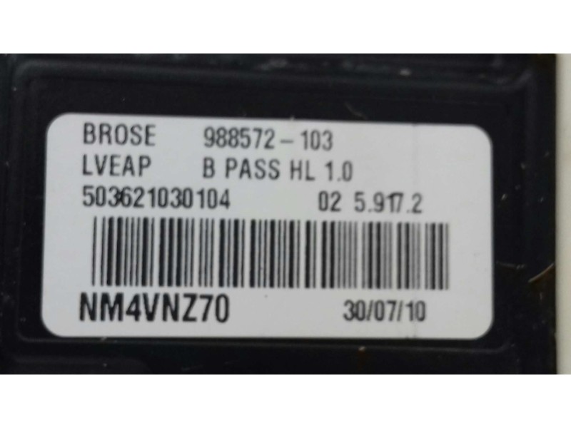 Recambio de motor elevalunas delantero derecho para renault laguna iii limited referencia OEM IAM 807300002R 978932101 