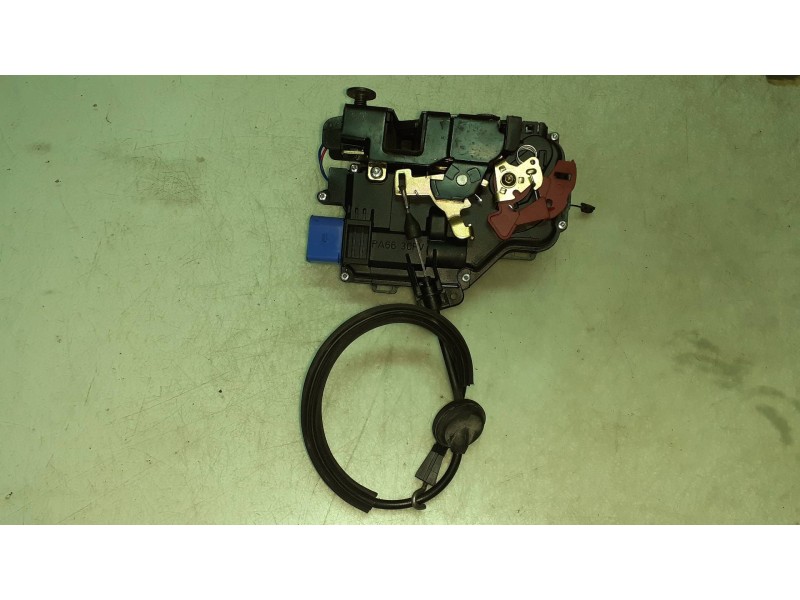 Recambio de cerradura puerta delantera izquierda para volkswagen golf v berlina (1k1) highline referencia OEM IAM 0920437 893862