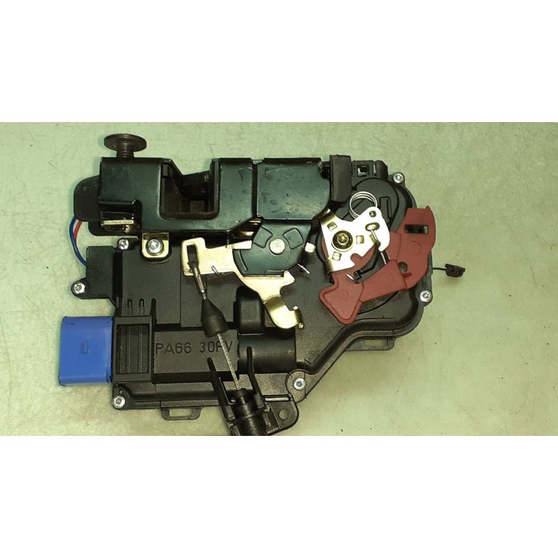 Recambio de cerradura puerta delantera izquierda para volkswagen golf v berlina (1k1) highline referencia OEM IAM 0920437 893862