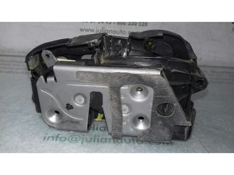 Recambio de cerradura puerta delantera izquierda para ford fiesta (cb1) titanium referencia OEM IAM 8A6AA21813AF 40534133102102 