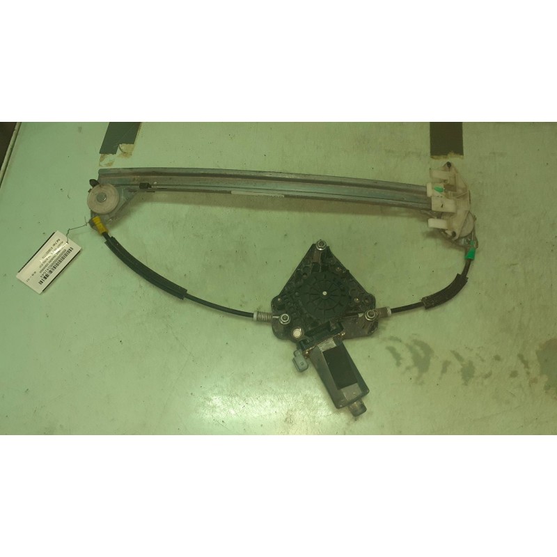 Recambio de elevalunas trasero izquierdo para peugeot 406 berlina (s1/s2) stdt referencia OEM IAM 0130821779  ELECTRICO